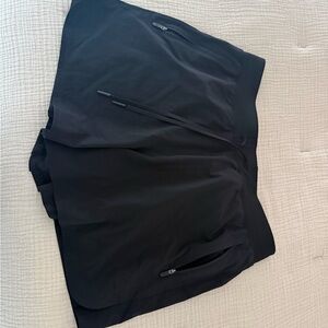 License to Train High-Rise Short 4”